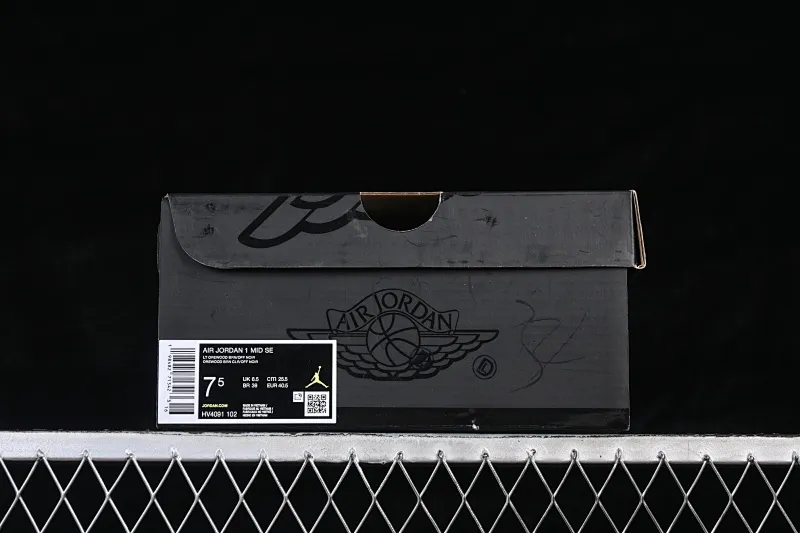 All categories Air Jordan Jordan series basketball shoes Air Jordan 1 Mid Air Jordan 1 Mid AJ1 Joe 1 olive green Chinese culture and leisure sneakers HV4091-102